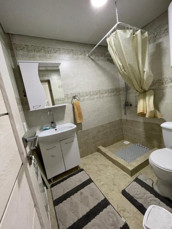 Guest House Mira Kochkor Екстериор снимка