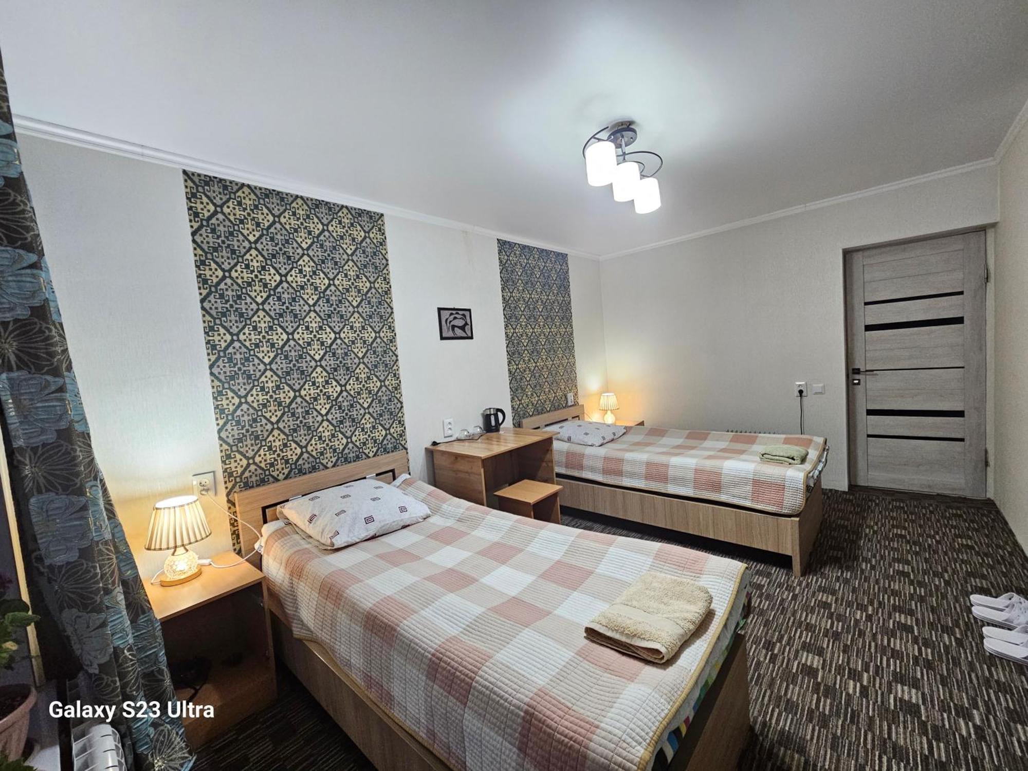 Guest House Mira Kochkor Екстериор снимка